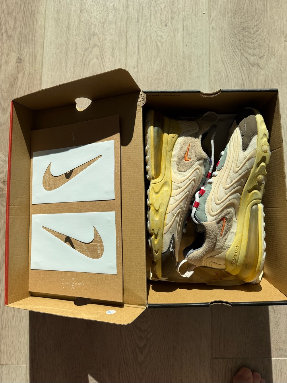Nike Air Max 270 React
Travis Scott Cactus Trails (PS)
